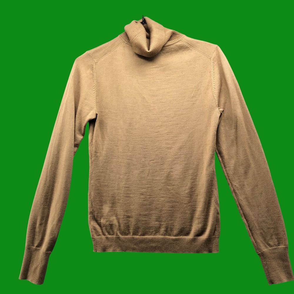 Uniqlo Extra Fine Merino Wool Turtleneck Sweater Womens XS Camel Tan Minimalist